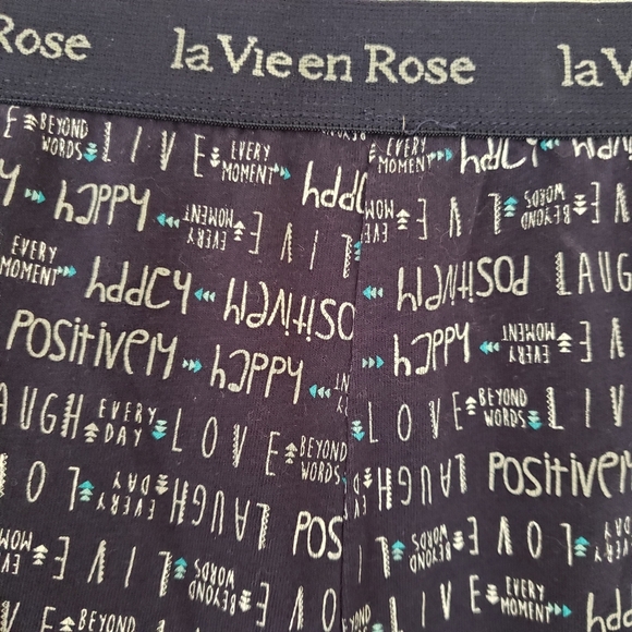 3/25$ La vie en rose pajamas shorts - Picture 2 of 4